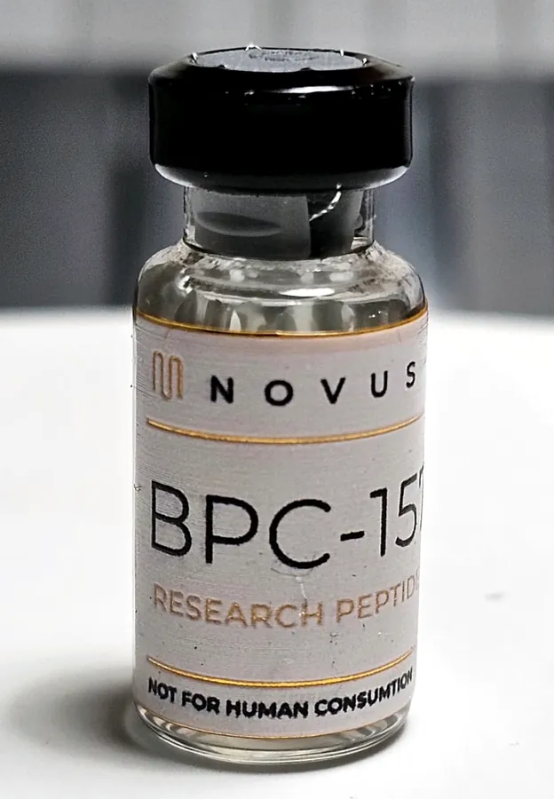 Novus minimal vial